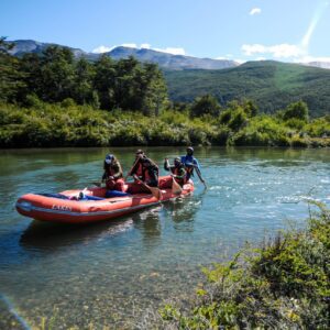 Parque Nacional con trekking y canoas
