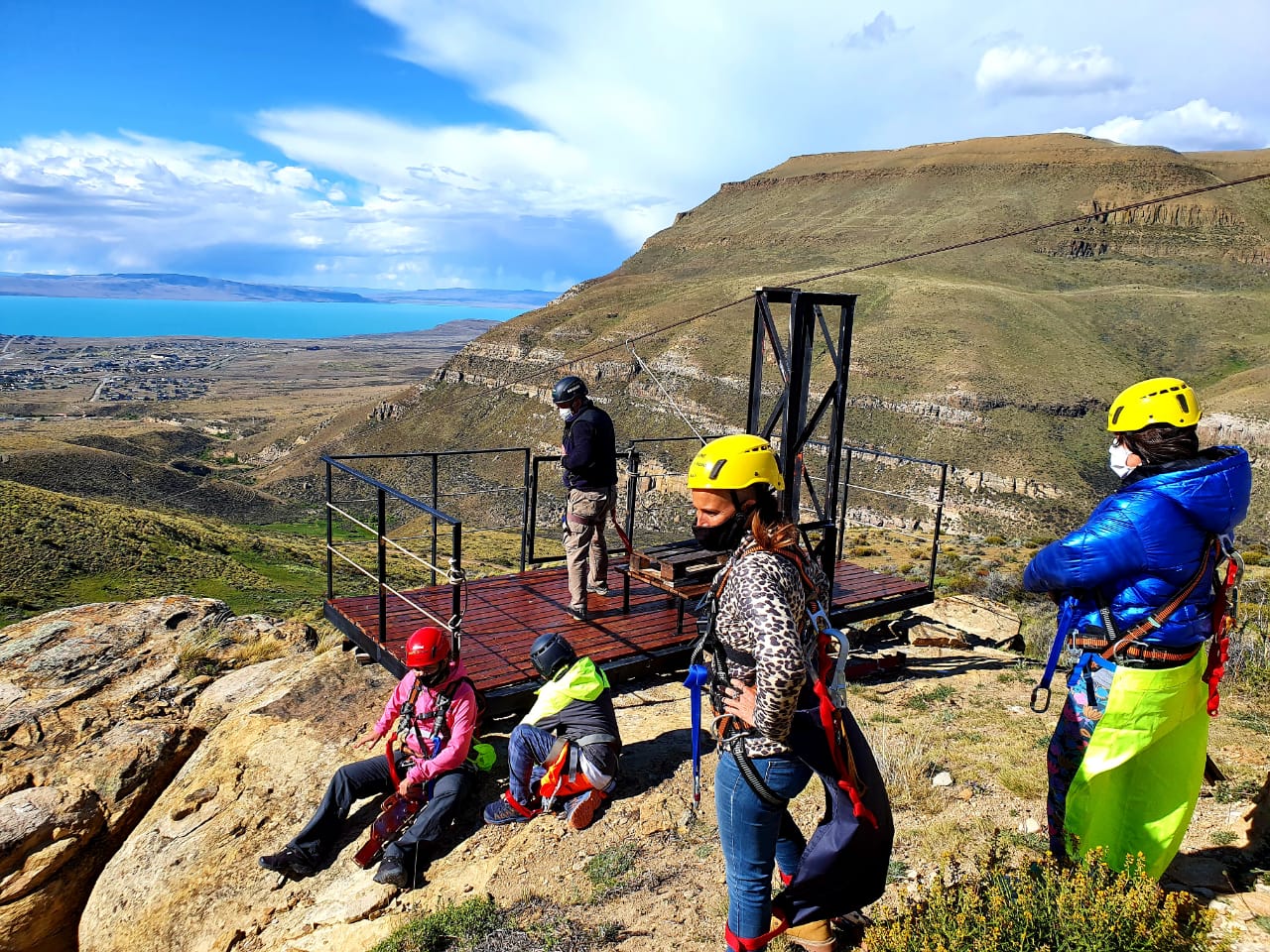 Cerro Huyliche 4&times;4 y Zipline - Grupo - Lauke Tours