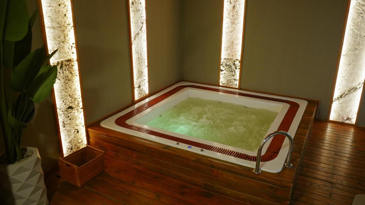 Hotel Canal Beagle -Jacuzzi